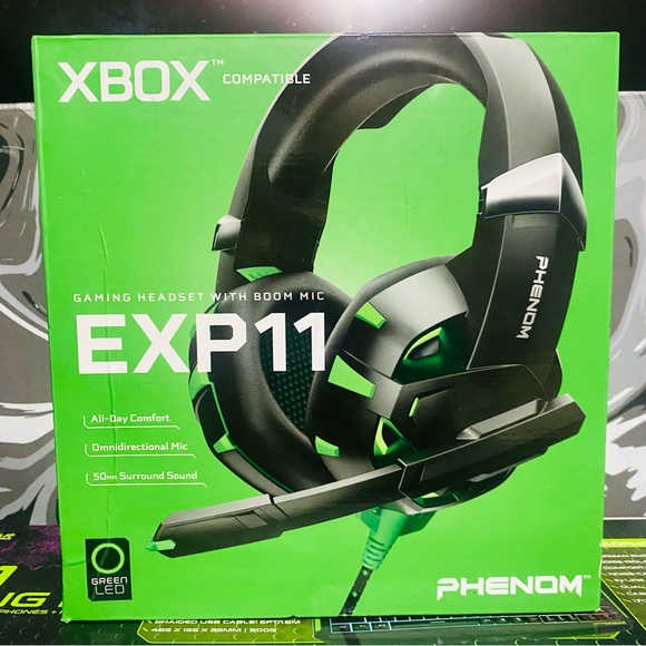 This is a phenom exp 11 gaming headset compatible with Xbox, wired - Picture 2 of 2